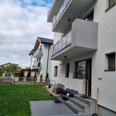 Apartament Mon Jardin - Iasiアパートメント エクステリア 写真