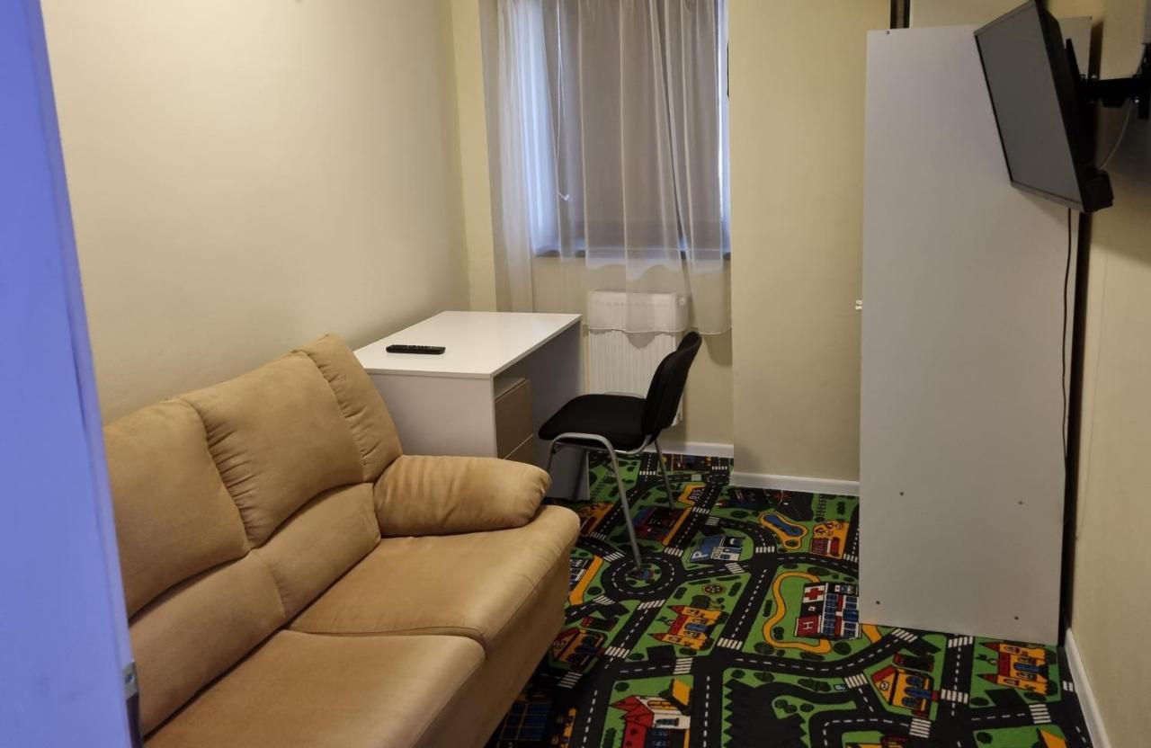 Apartament Mon Jardin - Iasiアパートメント エクステリア 写真